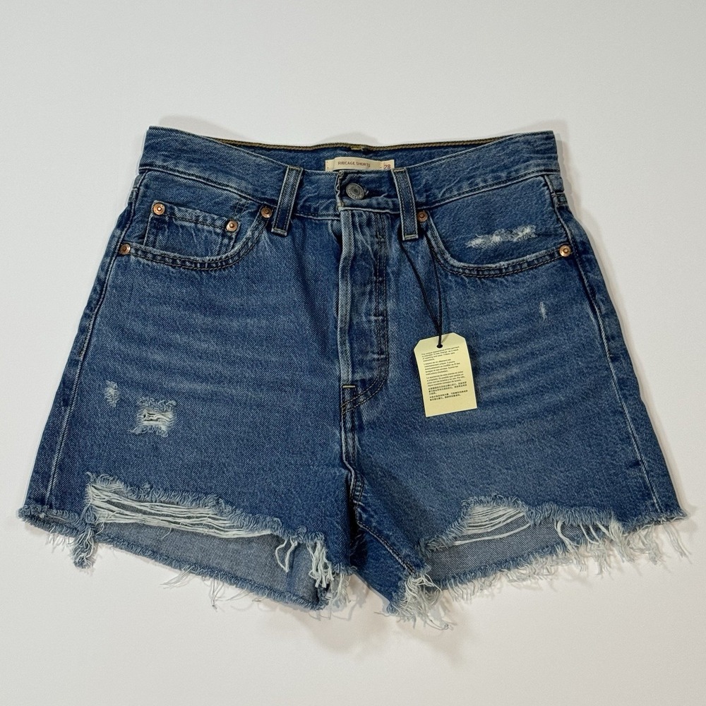 Levi's Premium Ribcage Short Women's Size 28 NWOT